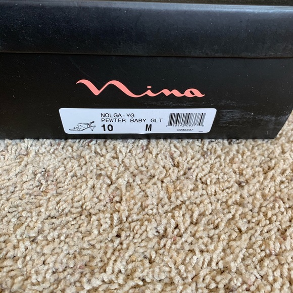 NINA NOLGA PEWTER HEELS 10 - Picture 7 of 7